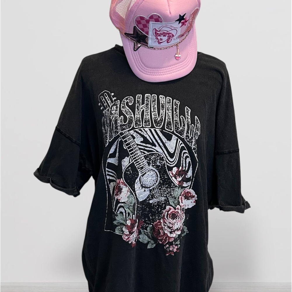 🎸SO Charcoal Gray Nashville Graphic T-Shirt with Guitar Design Size L